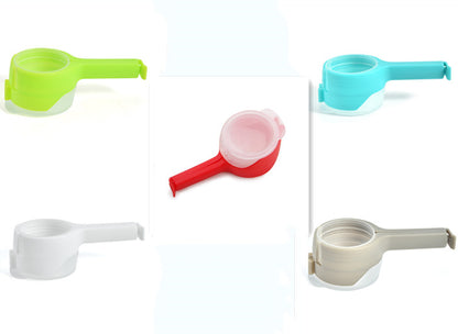 FreshLock Food Sealing Clips with Pour Spouts: Keep Snacks Crispy and Fresh! - KitchenEase